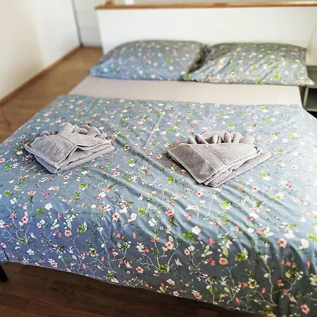 1 By Interhome Appartamento