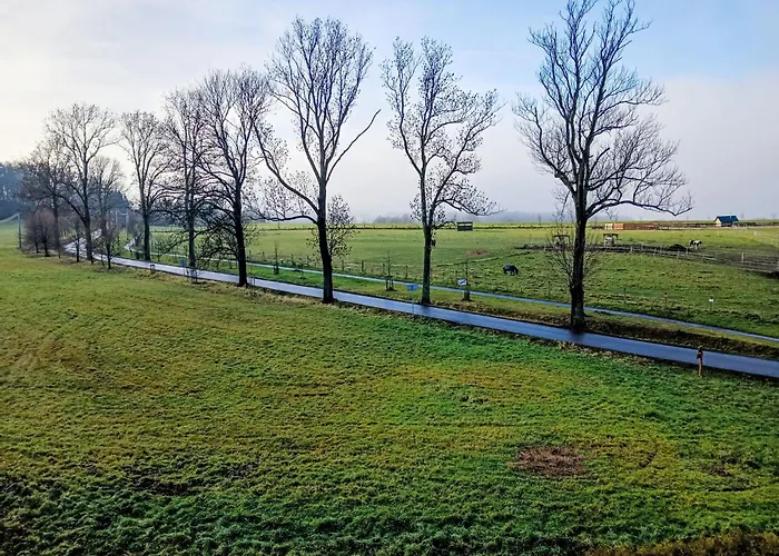 1 By Interhome Appartamento Ruzova